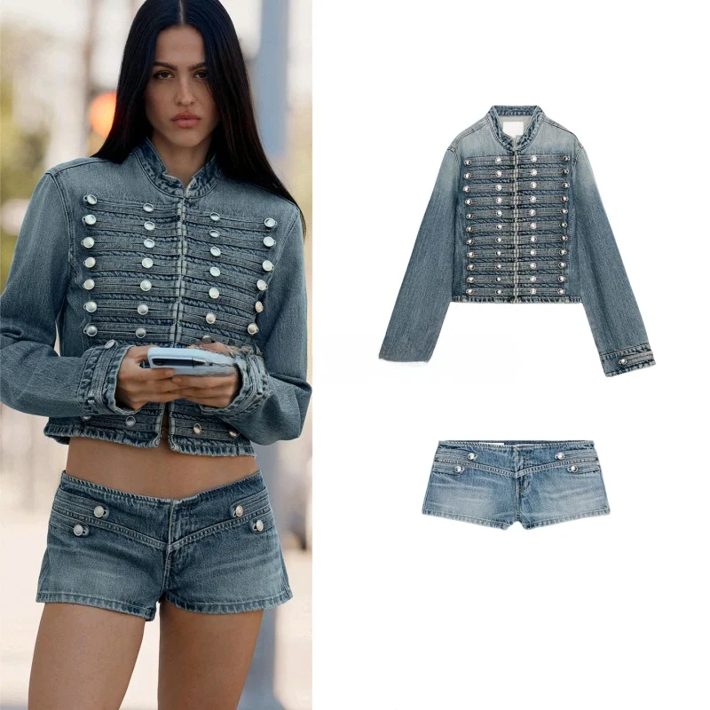 Metal Hook round Neck Long Sleeve Denim Jacket Low Waist Casual Shorts Women's Fashion Set Short Length Pure Color Spring
Metal Hook round Neck Long Sleeve Denim Jacket Low Waist Casual Shorts Women's Fashion Set Short Length Pure Color Spring