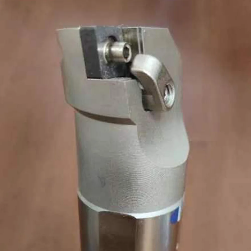 Steel Rod Holder EGO Anti-vibration Bar S32S-MCLNR12 Diameter 32mm Turning Blade Post Holder Accessories CNC Tool Official Store
Steel Rod Holder EGO Anti-vibration Bar S32S-MCLNR12 Diameter 32mm Turning Blade Post Holder Accessories CNC Tool Official Store
