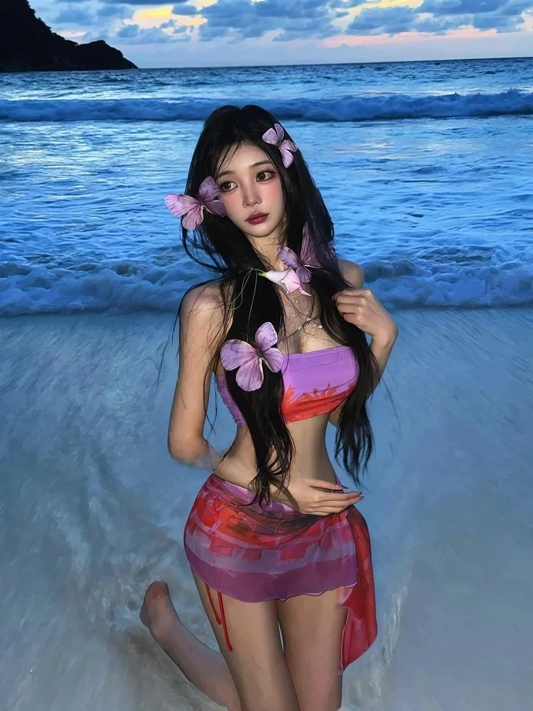 Ретро-бикини в стиле Spicy Girl, комплект из трех предметов, для небольшой груди, в стиле Pure Desire, для островного отдыха, контрастных цветов, спортивный купальник
Ретро-бикини в стиле Spicy Girl, комплект из трех предметов, для небольшой груди, в стиле Pure Desire, для островного отдыха, контрастных цветов, спортивный купальник