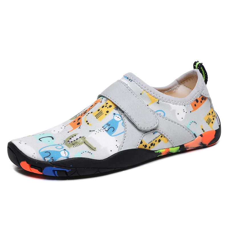 Kid Size 29-38 Printed Upstream Swimming Shoes for Children Soft Soled Snorkeling Wading Beach Shoes Outdoor Boys' Diving Shoe
Kid Size 29-38 Printed Upstream Swimming Shoes for Children Soft Soled Snorkeling Wading Beach Shoes Outdoor Boys' Diving Shoe