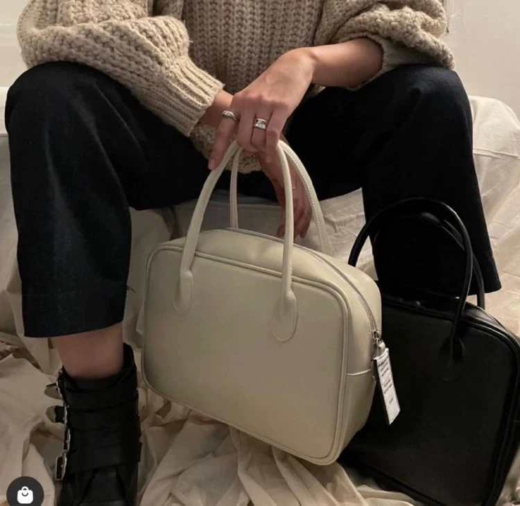 Jennie Handbag Oil-Waxed Leather Folded Square Bag Single oulder Slant Cross Bag Korean Sle Casual Faion Handbag
Jennie Handbag Oil-Waxed Leather Folded Square Bag Single oulder Slant Cross Bag Korean Sle Casual Faion Handbag