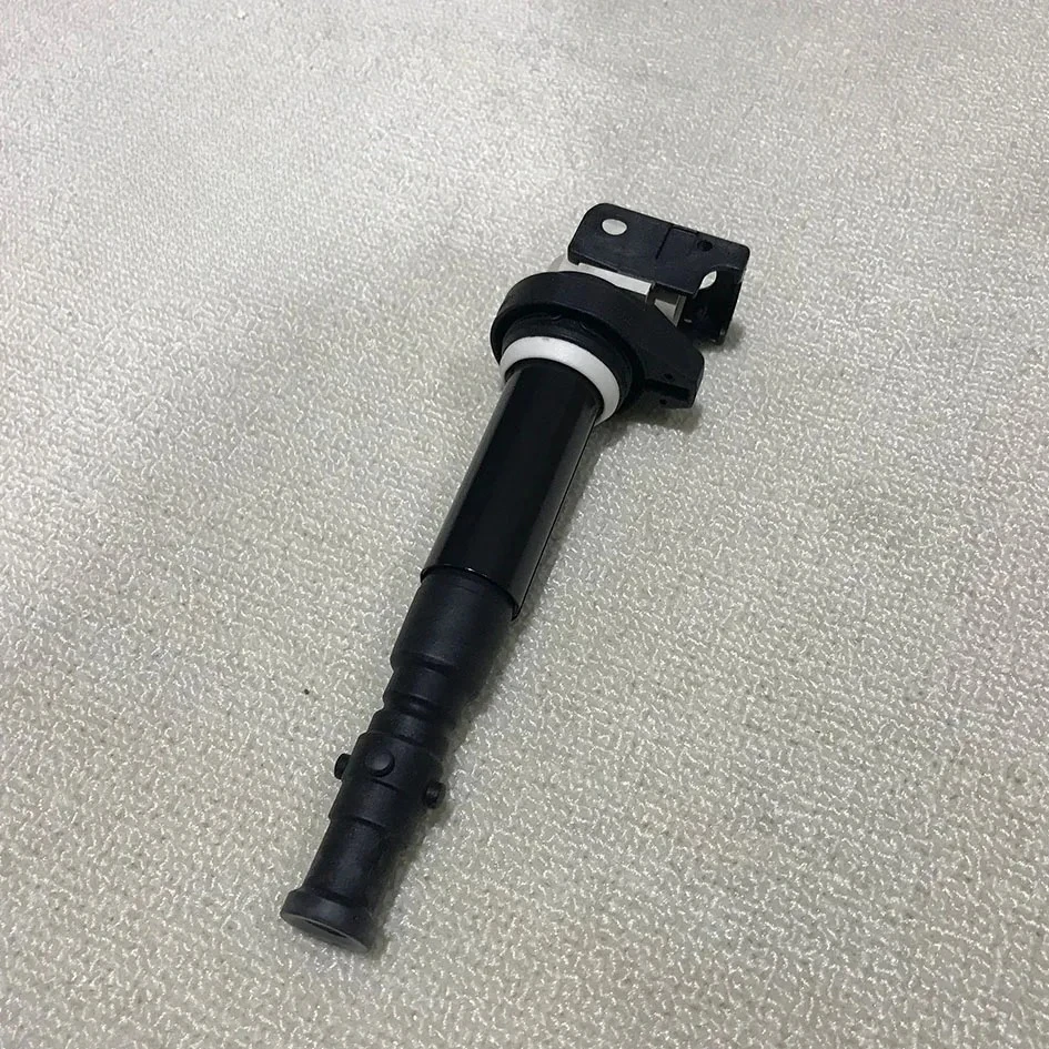 High Quality Auto Parts Popular Sell Engine System Ignition Coil OEM 12137841556 for BMW 5 Series E60 E61 6 Series E63 E64
High Quality Auto Parts Popular Sell Engine System Ignition Coil OEM 12137841556 for BMW 5 Series E60 E61 6 Series E63 E64