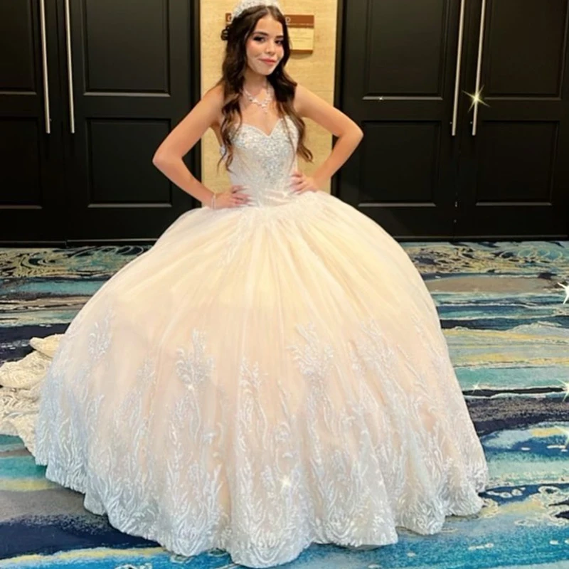 Бальное платье цвета шампанского 2023, платья для Quinceanera, платья для 15 лет с аппликацией и бисером, официальные платья принцессы для дня рождения
Бальное платье цвета шампанского 2023, платья для Quinceanera, платья для 15 лет с аппликацией и бисером, официальные платья принцессы для дня рождения