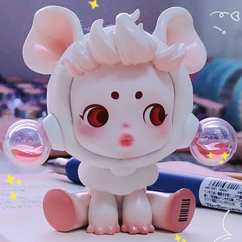 Cute Anime Figure Gift Surprise Box Original POP MART SKULLPANDA Dream Eater Series Blind Box Toys Model Confirm Style Mystery
Cute Anime Figure Gift Surprise Box Original POP MART SKULLPANDA Dream Eater Series Blind Box Toys Model Confirm Style Mystery
