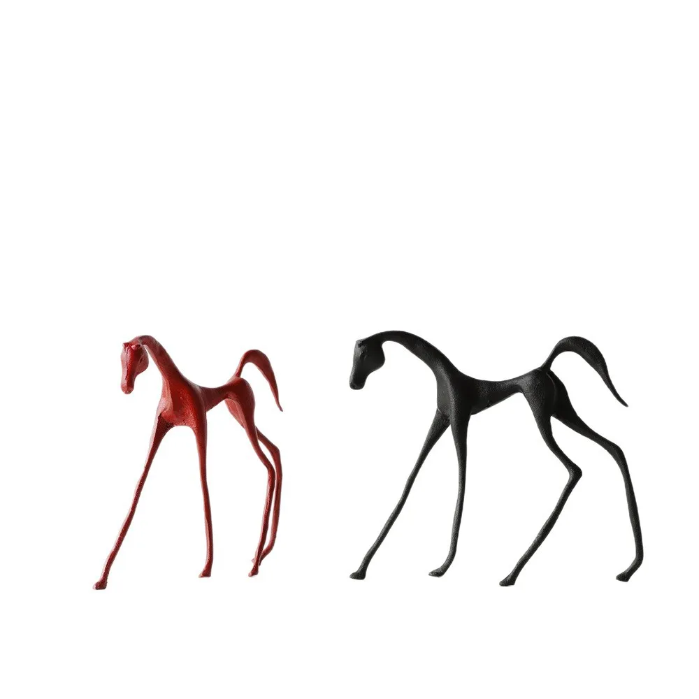 New Chinese-style European-style simple geometric hollow artistic conception horse ornament
New Chinese-style European-style simple geometric hollow artistic conception horse ornament