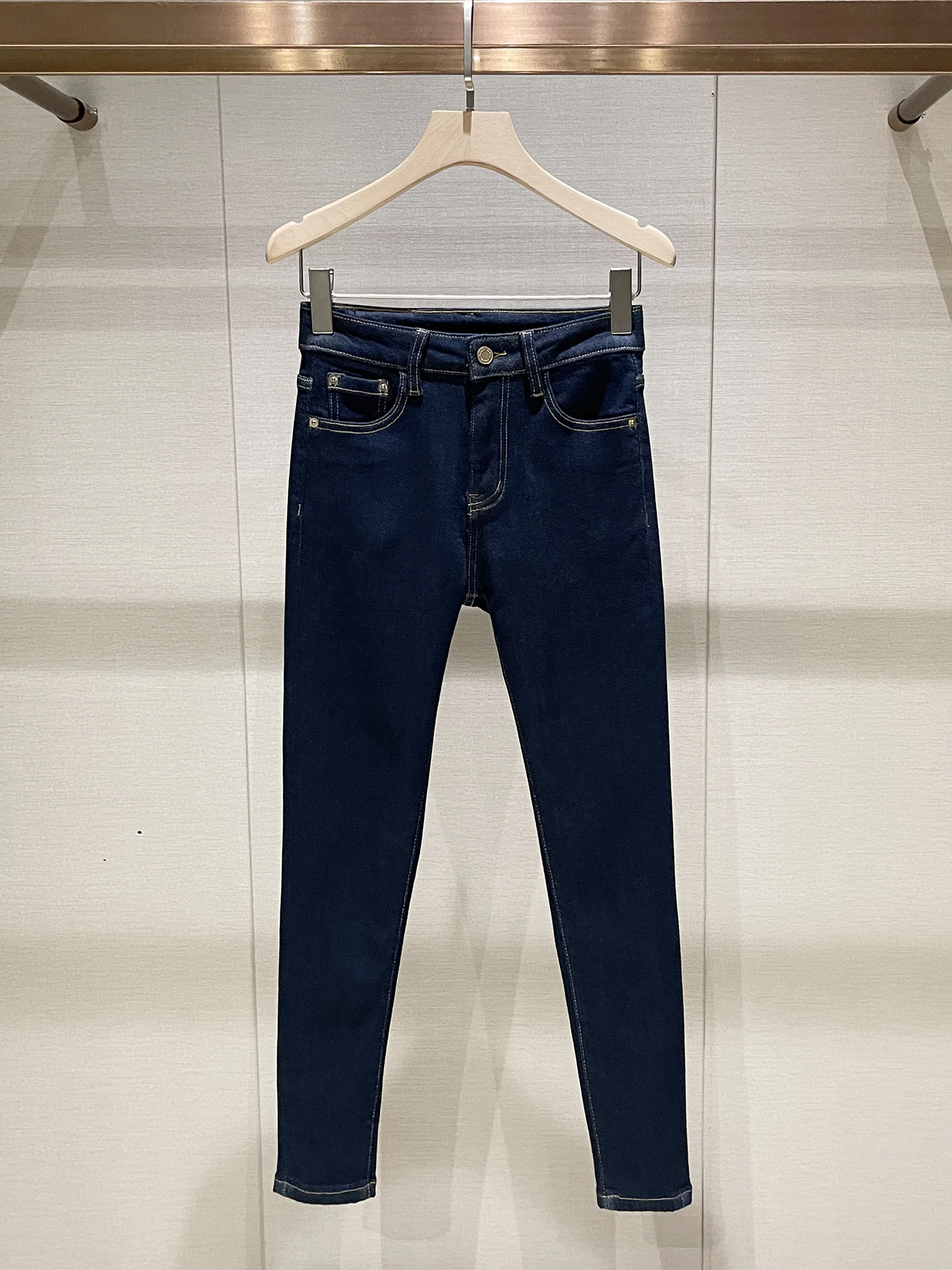 Deep Blue Fce Lined High Waist Slim Fit Ladies Jeans Winter New Sle Comfortable Breathable Casual Straight Leg Trousers
Deep Blue Fce Lined High Waist Slim Fit Ladies Jeans Winter New Sle Comfortable Breathable Casual Straight Leg Trousers