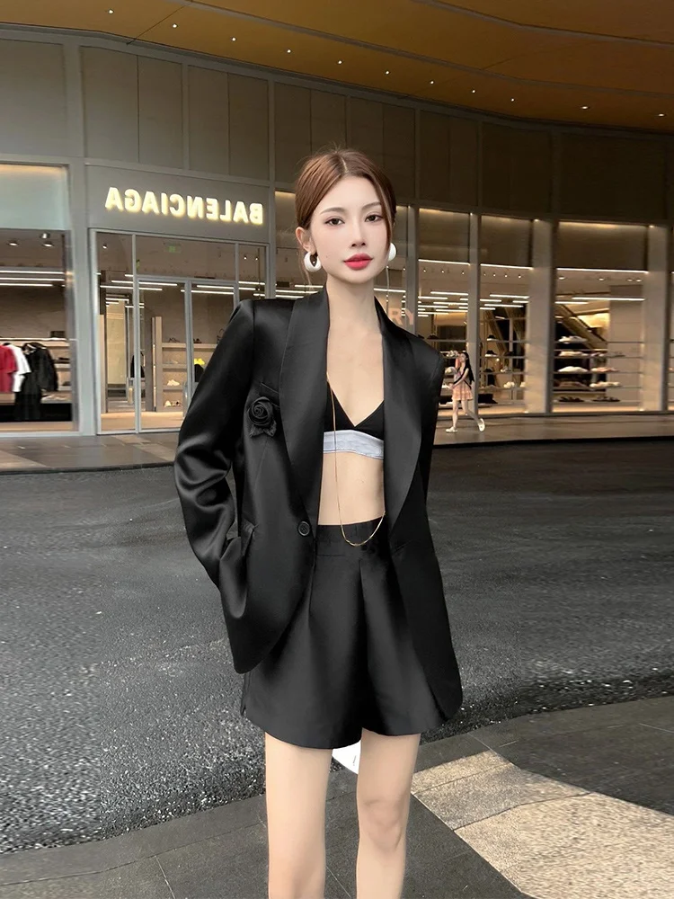Black Suit Jacket Women's High-End Street Style Small Design Floral Embroidery Trendy Top Commute Style Slim Fit Polyester Fiber
Black Suit Jacket Women's High-End Street Style Small Design Floral Embroidery Trendy Top Commute Style Slim Fit Polyester Fiber