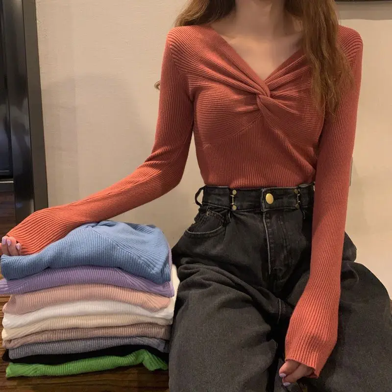 2025 Autumn and Winter New Women's Top Trendy Women's Sweater Fashion Contrast Color Knitted Sweater Women's Slim Fit Pullovers
2025 Autumn and Winter New Women's Top Trendy Women's Sweater Fashion Contrast Color Knitted Sweater Women's Slim Fit Pullovers