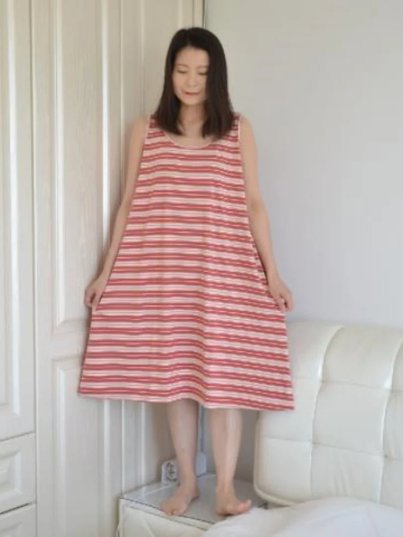 plus Size Striped Svel Women's Nightgown Summer Home Clothes Can Be Worn outside Base Vest Skirt Trendy Sweet Sle
plus Size Striped Svel Women's Nightgown Summer Home Clothes Can Be Worn outside Base Vest Skirt Trendy Sweet Sle