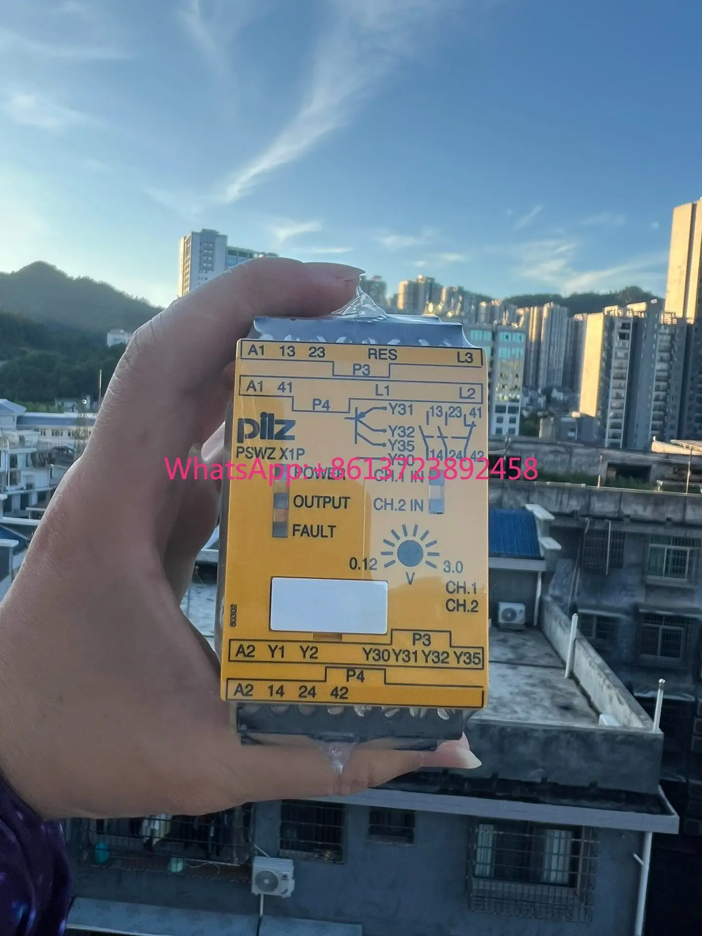 Pilz safety relay PSWZ X1P 7779505 units in Stock
Pilz safety relay PSWZ X1P 7779505 units in Stock