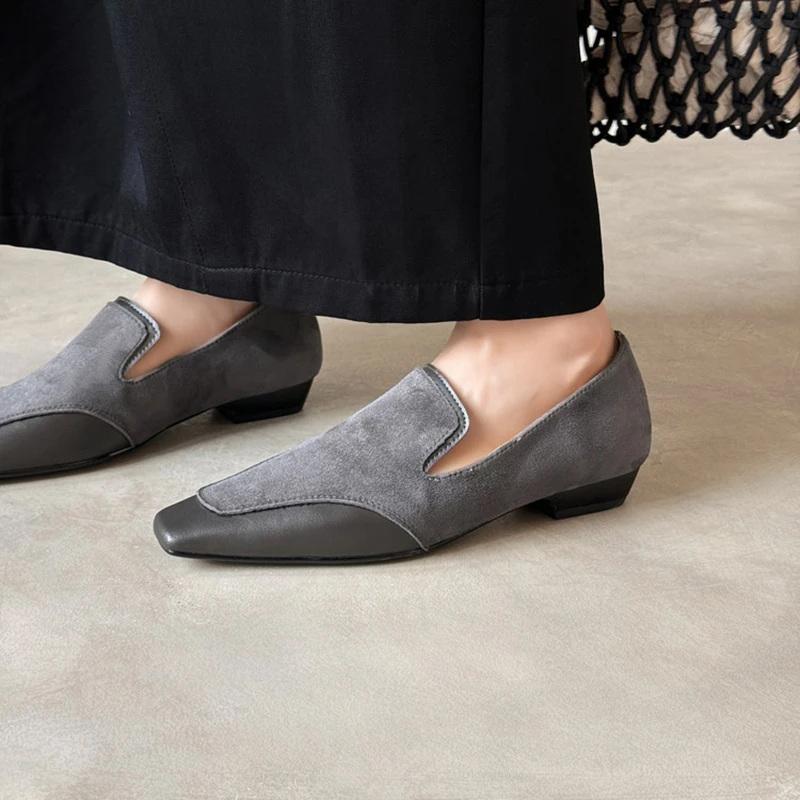 NEW Spring/Autumn Women Pumps Kid Suede Leather Shoes for Women Square Toe Low Heel Shoes Slip-on Loafers Splicing Daily Shoes
NEW Spring/Autumn Women Pumps Kid Suede Leather Shoes for Women Square Toe Low Heel Shoes Slip-on Loafers Splicing Daily Shoes