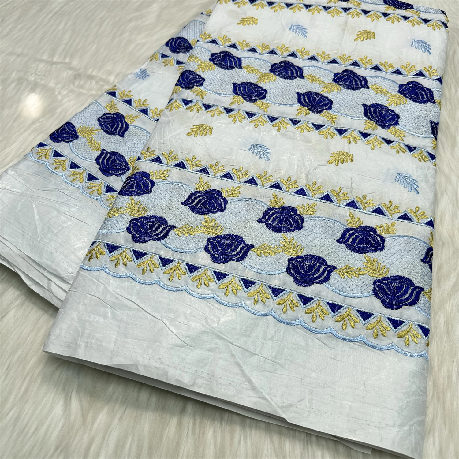 White Pure 5 Yard Women Cotton African Jacquard Basin Dress Fabric Basin Riche For Men Or Women Clothes Material Wedding Party
White Pure 5 Yard Women Cotton African Jacquard Basin Dress Fabric Basin Riche For Men Or Women Clothes Material Wedding Party