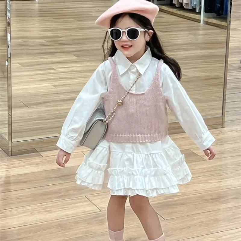 Girls' Dress Set Autumn New Style Small Fragrant Children's Pink Knitted Tank Top+White Lace Shirt Skirt 2-piece Set
Girls' Dress Set Autumn New Style Small Fragrant Children's Pink Knitted Tank Top+White Lace Shirt Skirt 2-piece Set