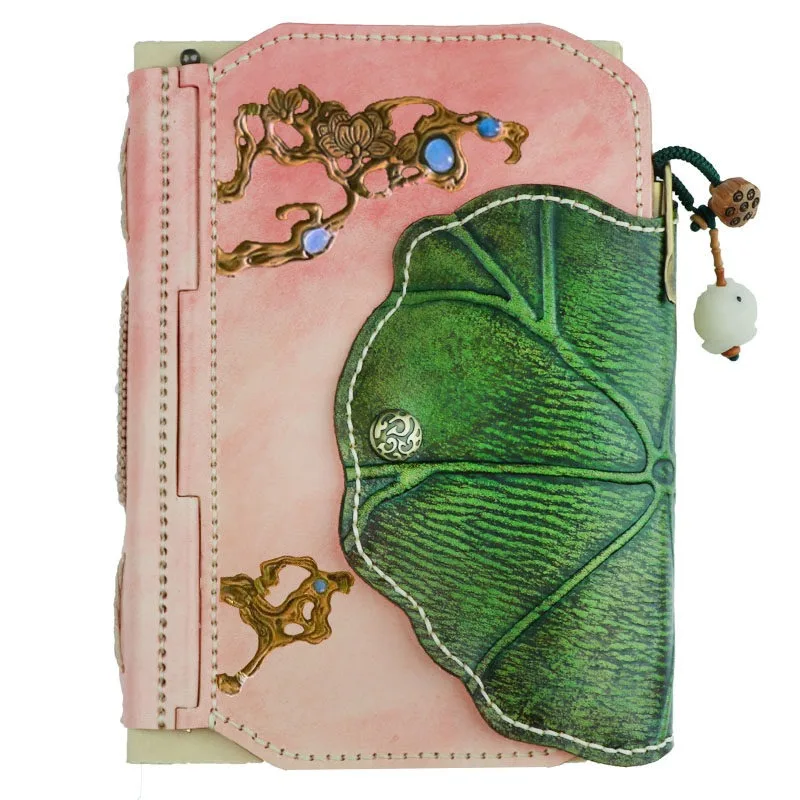 Yan Dan, the same style, the book is agarwood like crumbs, poplar purple, surrounded by lotus flowers, retro style handmade leat
Yan Dan, the same style, the book is agarwood like crumbs, poplar purple, surrounded by lotus flowers, retro style handmade leat