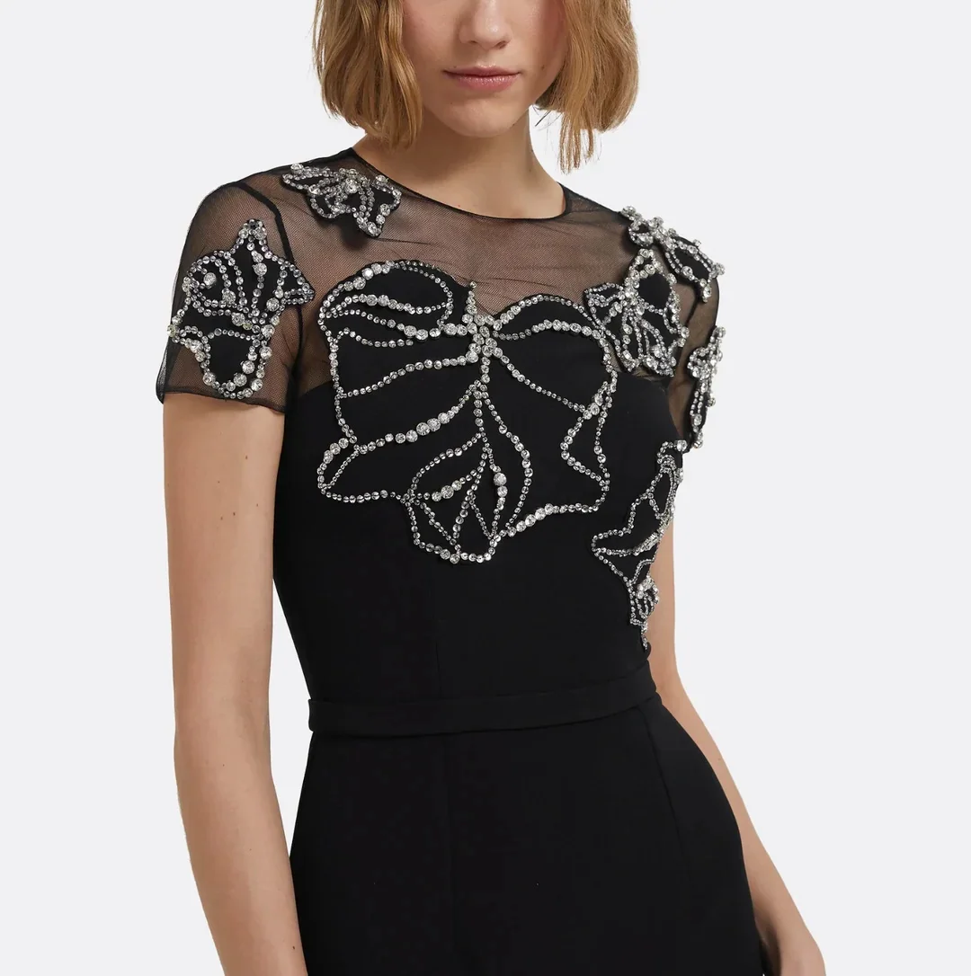 Индивидуальные ретро трикотажные аппликации со стразами и поясом, прямые длинные платья с высоким воротником, платья на заказ, модные платья высокого качества
Индивидуальные ретро трикотажные аппликации со стразами и поясом, прямые длинные платья с высоким воротником, платья на заказ, модные платья высокого качества