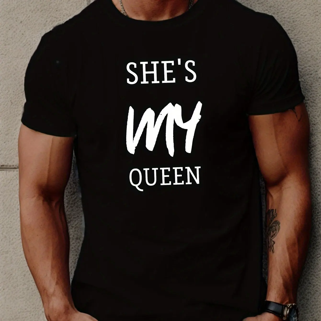 Men Casual SHE'S MY QUEEN Print Men's T-Shirts Sportwear Polyester O-Neck Short Sleeve Tops Casual Loose Tee Shirts Men Clothing
Men Casual SHE'S MY QUEEN Print Men's T-Shirts Sportwear Polyester O-Neck Short Sleeve Tops Casual Loose Tee Shirts Men Clothing