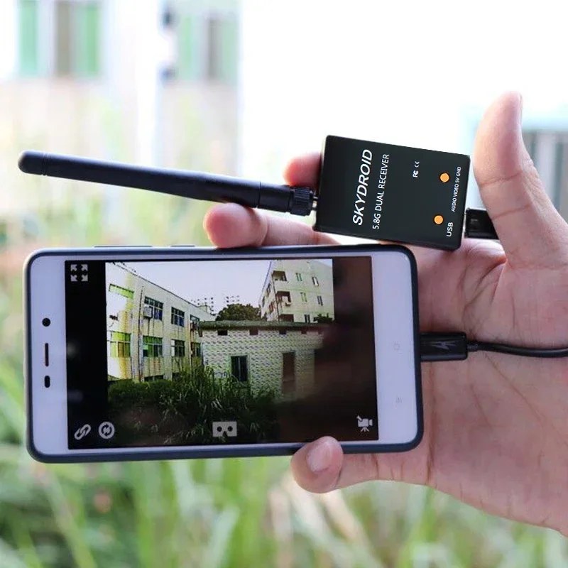 SKYDROID 5.8Ghz 150CH FPV Receiver UVC 5.8G Dual Receiver Double/Single Antenna OTG Smartphone For Android Phone RC Drone Parts
SKYDROID 5.8Ghz 150CH FPV Receiver UVC 5.8G Dual Receiver Double/Single Antenna OTG Smartphone For Android Phone RC Drone Parts