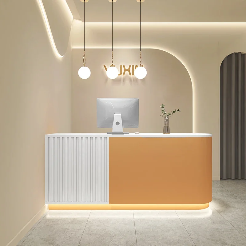 Aesthetic Salon Reception Counter Table White Desk Clothing Store Display Promotional Minimalist Furniture Party Tables Pink Spa
Aesthetic Salon Reception Counter Table White Desk Clothing Store Display Promotional Minimalist Furniture Party Tables Pink Spa