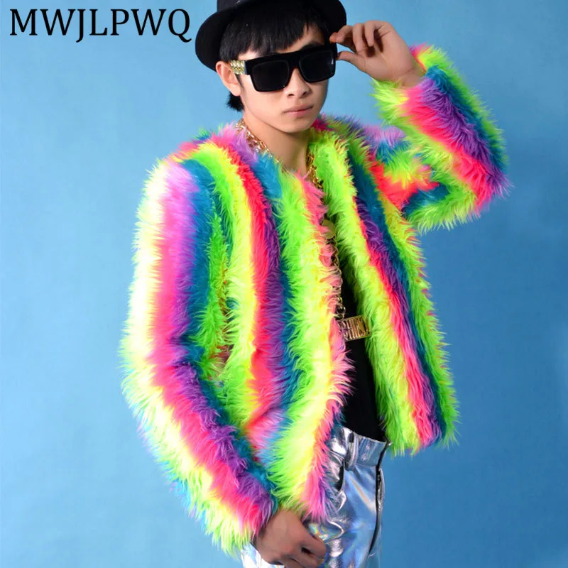 MWJLPWQ New Faux Fox Fur Jacket For Men Streetwear Colorful Nihced Loose-Fitting Long-Sleeved Coat 2026 Spring Autumn 15818
MWJLPWQ New Faux Fox Fur Jacket For Men Streetwear Colorful Nihced Loose-Fitting Long-Sleeved Coat 2026 Spring Autumn 15818