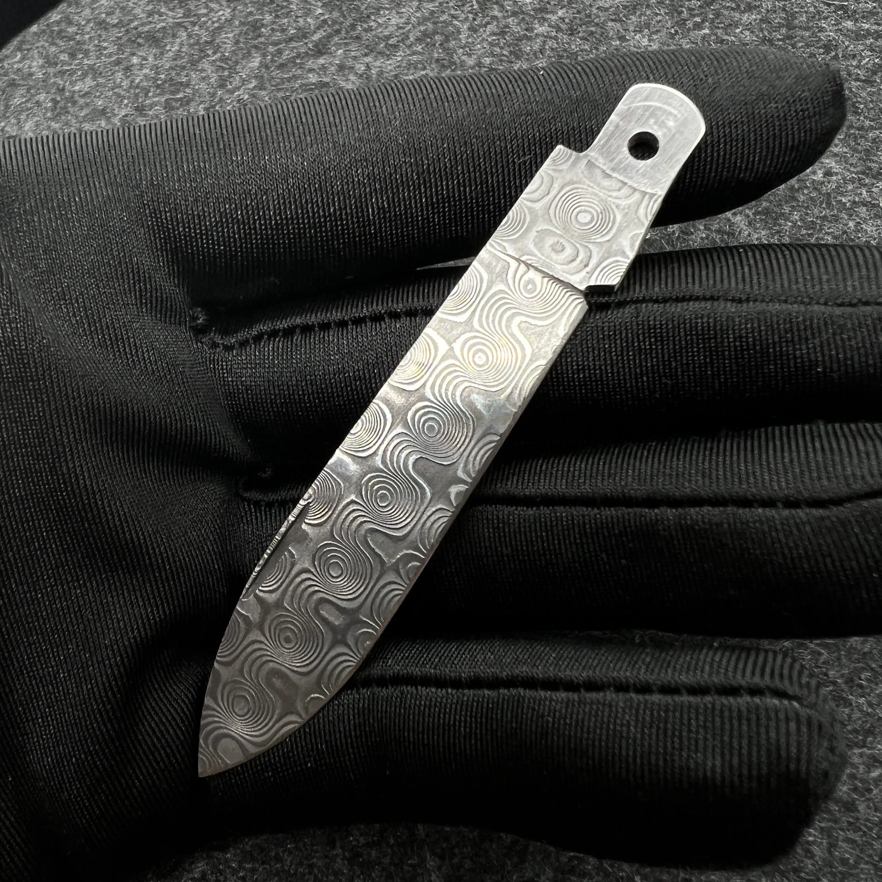 Damascus Powder Steel Replaceable Blade For Handmade For 93mm Victorinox Swiss Army Knife Large Blade SAK DIY Accessories
Damascus Powder Steel Replaceable Blade For Handmade For 93mm Victorinox Swiss Army Knife Large Blade SAK DIY Accessories