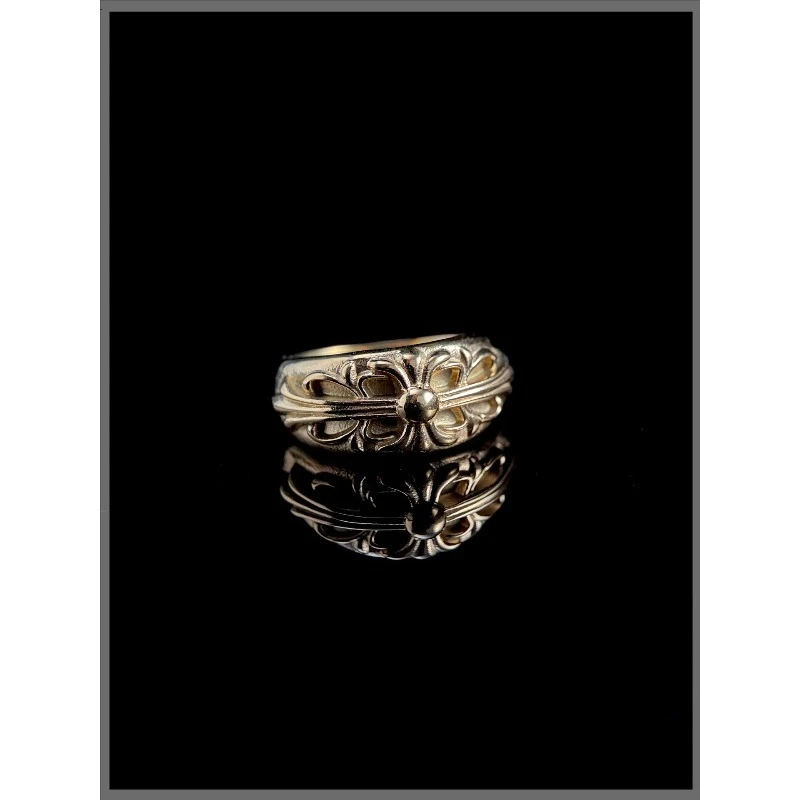 Gold Iris Ring Gothic Jewelry Titanium Steel Women's Boys Tail Ring Niche Punk Cross
Gold Iris Ring Gothic Jewelry Titanium Steel Women's Boys Tail Ring Niche Punk Cross