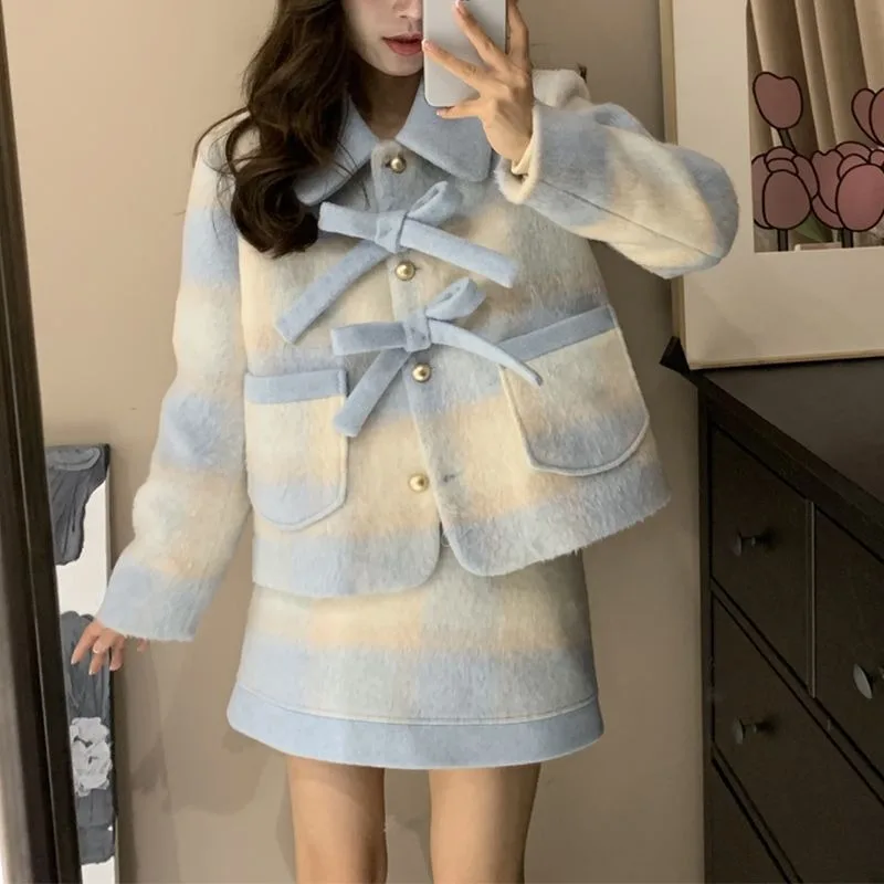 French Sweet Plaid Down Cotton Coat Skirt Two Piece Set Women Bow Lapel Contrast Color Temperament Thicken Warm Winter Lady Suit
French Sweet Plaid Down Cotton Coat Skirt Two Piece Set Women Bow Lapel Contrast Color Temperament Thicken Warm Winter Lady Suit