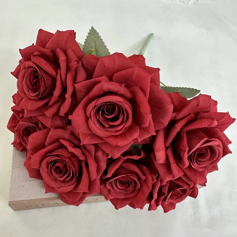 Artificial 7-heads Roses Bouquet Silk Fake Flowers Shopping Mall Decoration European Champagne Rose Bouquets Simulation Flower
Artificial 7-heads Roses Bouquet Silk Fake Flowers Shopping Mall Decoration European Champagne Rose Bouquets Simulation Flower