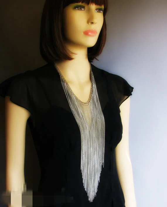 B Fashion personalized fringed necklace, metal body chain, party performance trend matching jewelry
B Fashion personalized fringed necklace, metal body chain, party performance trend matching jewelry