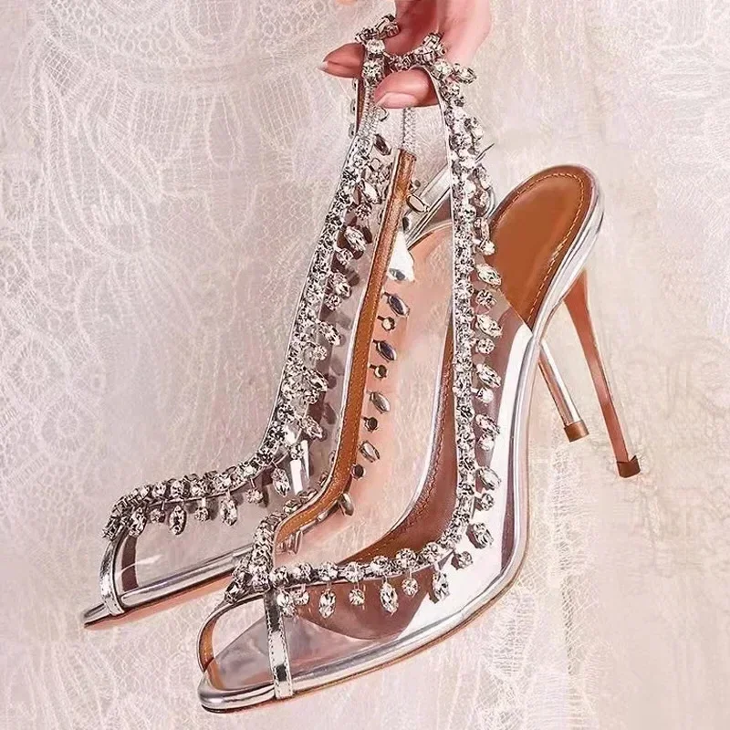 Transparent PVC Rhinestone High Heels Ladies Fish Mouth Shiny Crystal Sandals Women Sexy Banquet Wedding Party Dress Female
Transparent PVC Rhinestone High Heels Ladies Fish Mouth Shiny Crystal Sandals Women Sexy Banquet Wedding Party Dress Female