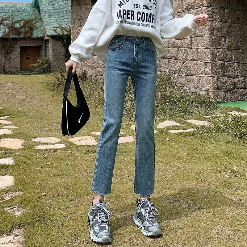 Spring High Waist Straight Leg Denim Jeans Women's Student Style Slimming Ankle-Length Frayed Korean Version Cigarette Pants
Spring High Waist Straight Leg Denim Jeans Women's Student Style Slimming Ankle-Length Frayed Korean Version Cigarette Pants