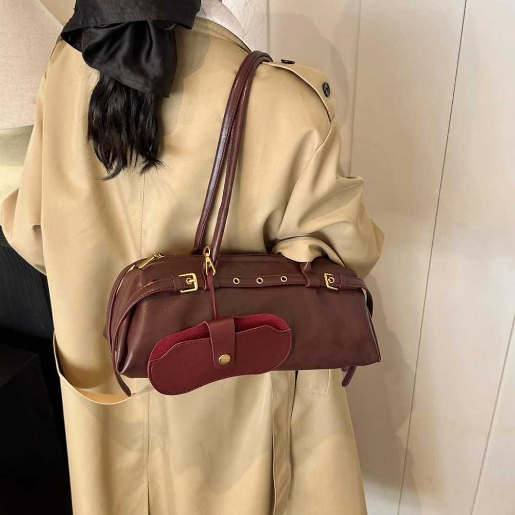 Boston Handbag for Women Solid Shoulder Bag PU Leather Casual Underarm Bag Retro Commuter Bag
Boston Handbag for Women Solid Shoulder Bag PU Leather Casual Underarm Bag Retro Commuter Bag