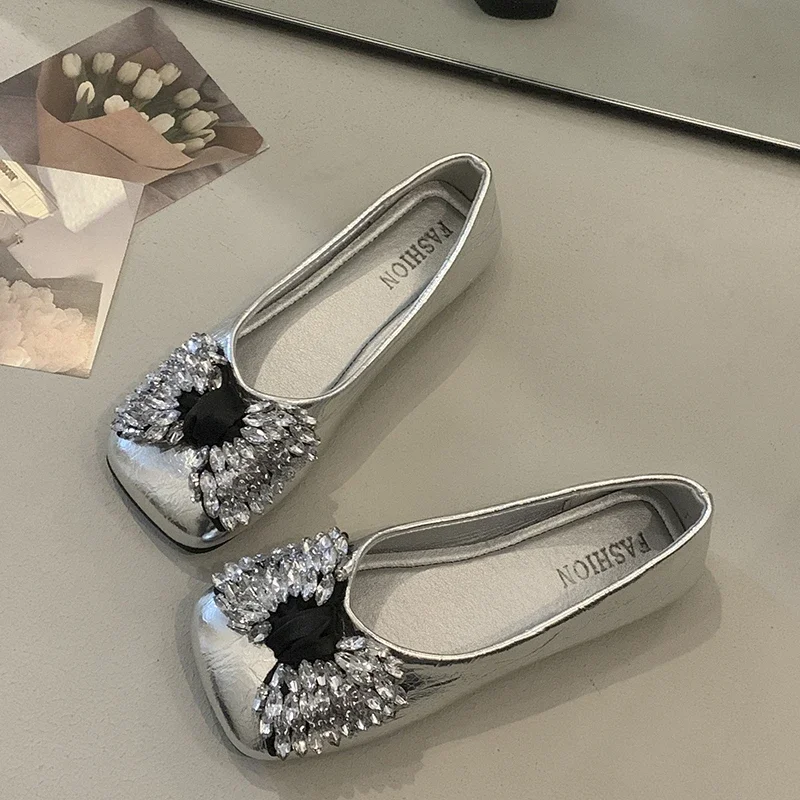 Summer New Rhinestone Butterfly-knot Square Toe Shallow Mouth Women's Flats 2025 Fashion Flat with Soft Bottom Ladies Shoes
Summer New Rhinestone Butterfly-knot Square Toe Shallow Mouth Women's Flats 2025 Fashion Flat with Soft Bottom Ladies Shoes