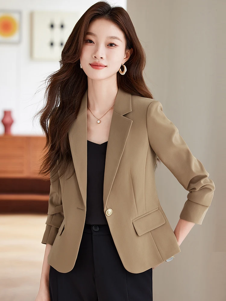 Кардиган-жакет женский укороченный, приталенный, повседневный стиль, из полиэстера, с защитой от сминания, с пуговицами и карманами
Кардиган-жакет женский укороченный, приталенный, повседневный стиль, из полиэстера, с защитой от сминания, с пуговицами и карманами