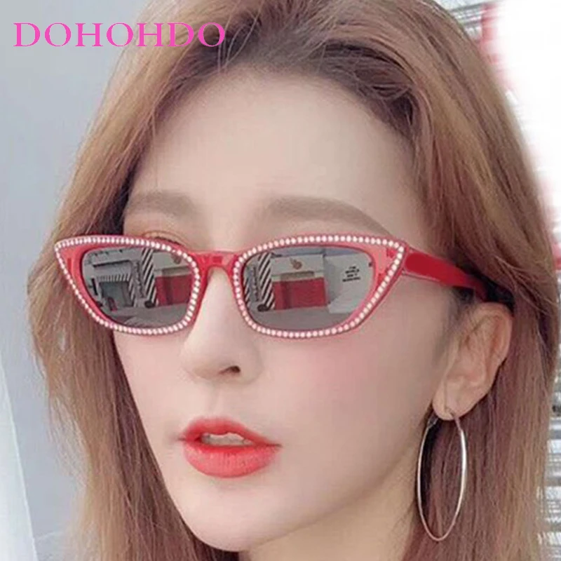 New Fashion Cat Eye Imitation Diamond Women Sunglasses Trend Vintage Small Frame Sunglass Men Outdoor Travel Shades Ladies UV400
New Fashion Cat Eye Imitation Diamond Women Sunglasses Trend Vintage Small Frame Sunglass Men Outdoor Travel Shades Ladies UV400