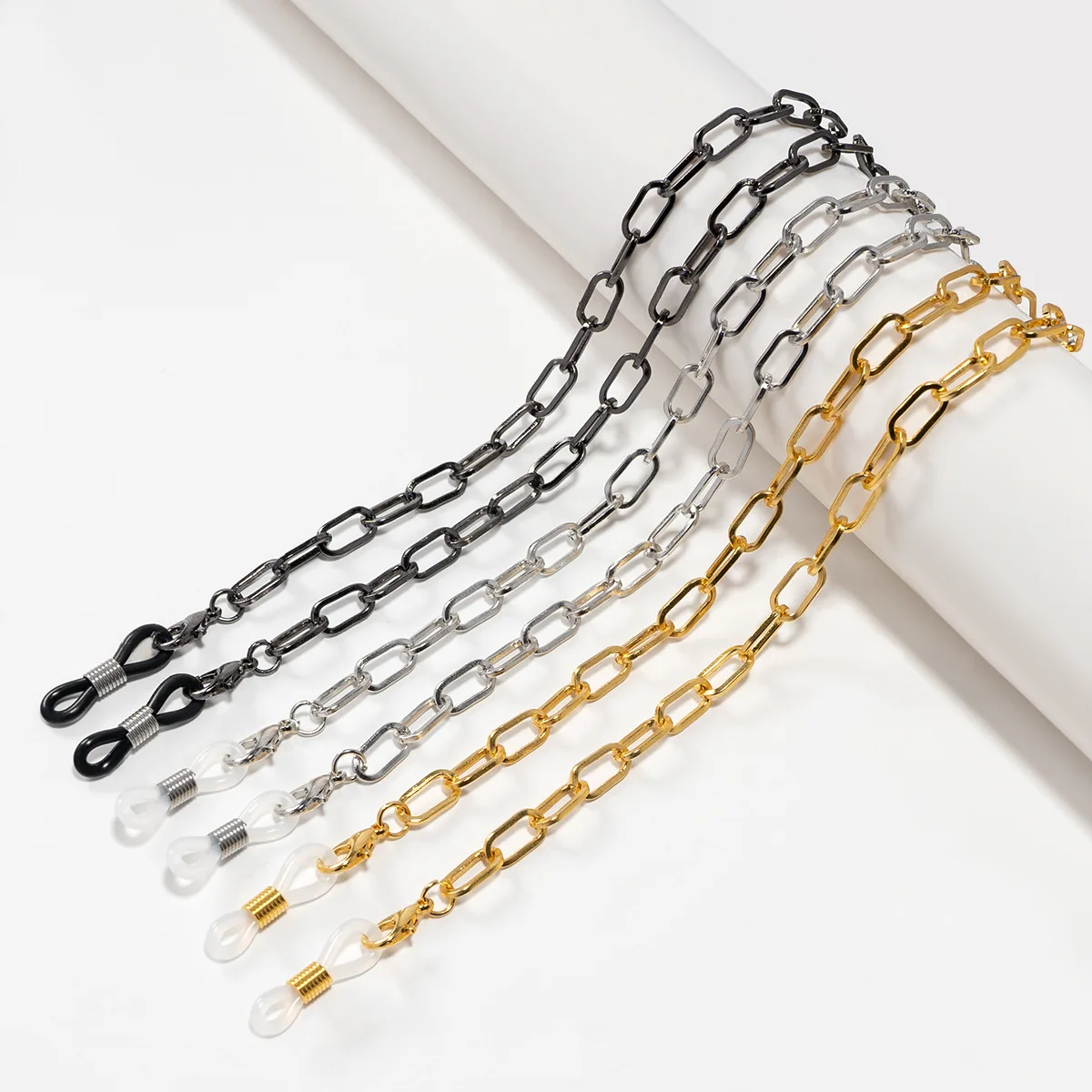 Fashion Sun Glasses Good Eyeglasses Chain Women Outside Casual Sunglasses Accessory Necklace Gift Mask Hanging Rope
Fashion Sun Glasses Good Eyeglasses Chain Women Outside Casual Sunglasses Accessory Necklace Gift Mask Hanging Rope