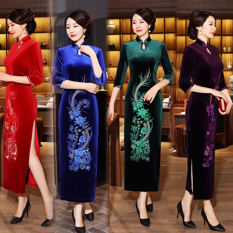 New Style Velvet Retro Improved Embroidered Large Long Middle-Aged and Elderly Catwalk Suit High-End Cheongsam Mother
New Style Velvet Retro Improved Embroidered Large Long Middle-Aged and Elderly Catwalk Suit High-End Cheongsam Mother