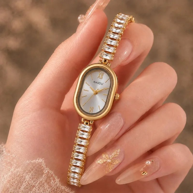 Vintage Oval Dial Women Bracelet Watch Luxury Brand Alloy Ladies Watch Gift Fashion Elegant Wristwatch for Woman reloj mujer
Vintage Oval Dial Women Bracelet Watch Luxury Brand Alloy Ladies Watch Gift Fashion Elegant Wristwatch for Woman reloj mujer