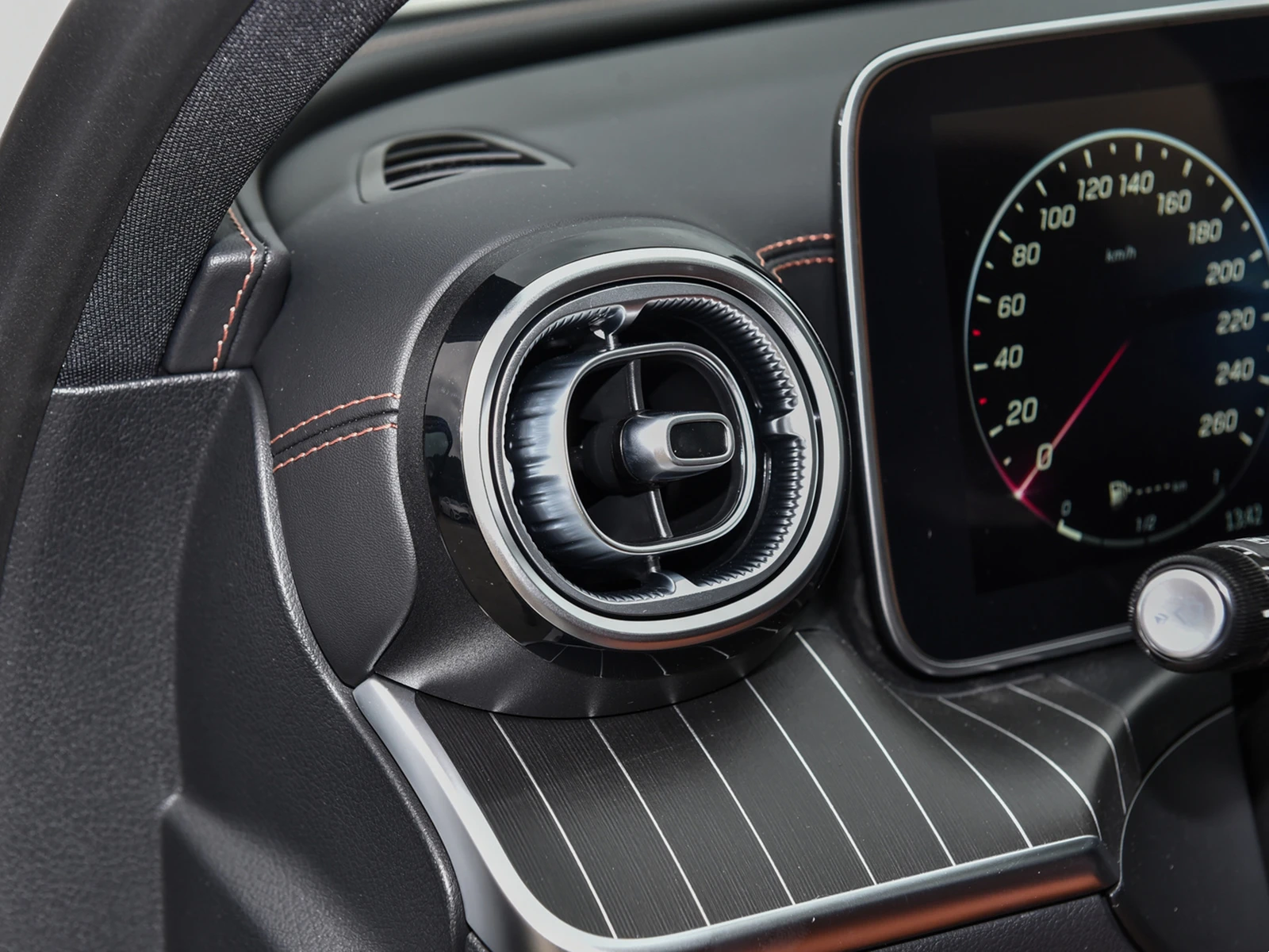 Front Interior Dashboard Air Conditioner Vent Outlet Panel Assembly For Mercedes Benz C Class W206 2022 2023 2024 Luxury Version
Front Interior Dashboard Air Conditioner Vent Outlet Panel Assembly For Mercedes Benz C Class W206 2022 2023 2024 Luxury Version