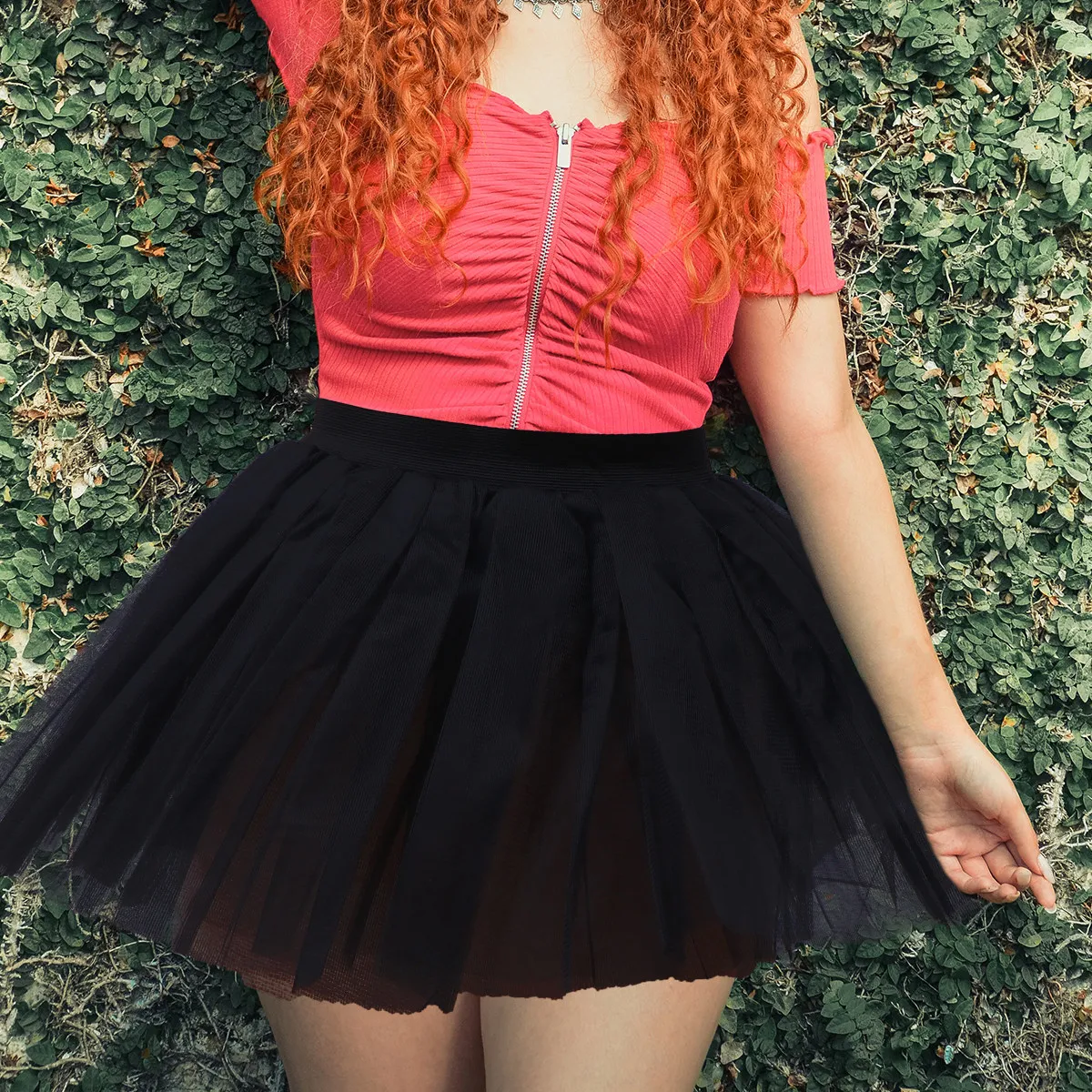 Юбка-пачка из трехслойного фатина с эластичной талией: удобная, легкая, для вечеринок, костюмированных выступлений и танцев
Юбка-пачка из трехслойного фатина с эластичной талией: удобная, легкая, для вечеринок, костюмированных выступлений и танцев