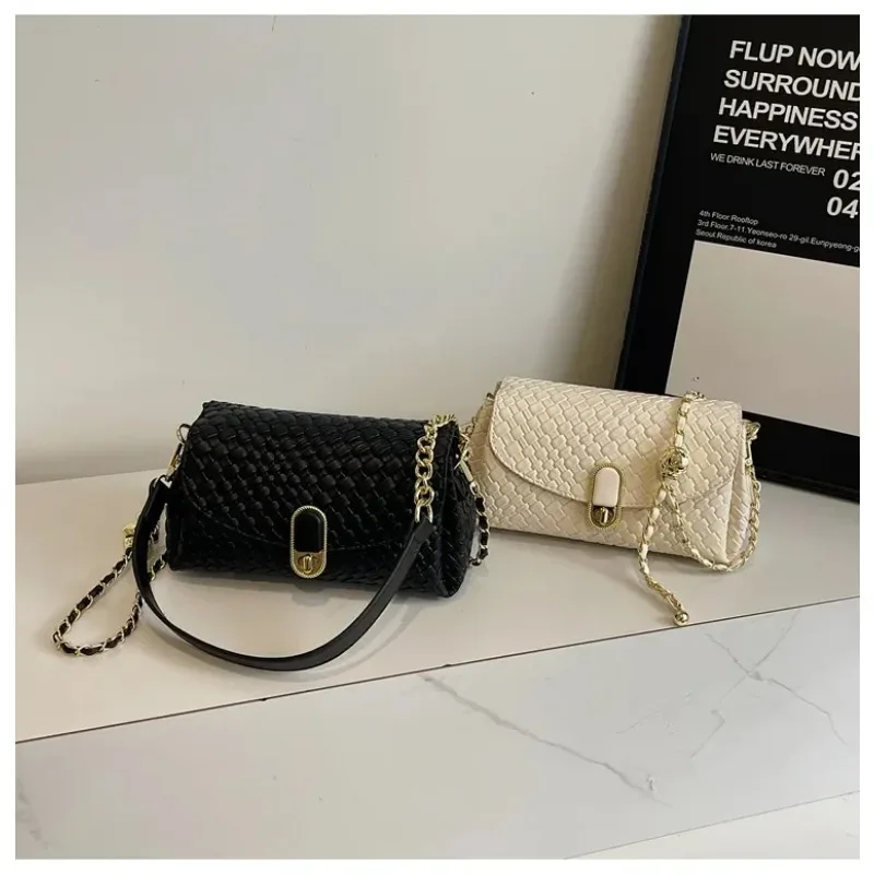 2025 Women's New Luxury Metal Accent Chain Strap Tote - Multi-Function Top Handle Shoulder/Crossbody Bag for Ladies
2025 Women's New Luxury Metal Accent Chain Strap Tote - Multi-Function Top Handle Shoulder/Crossbody Bag for Ladies