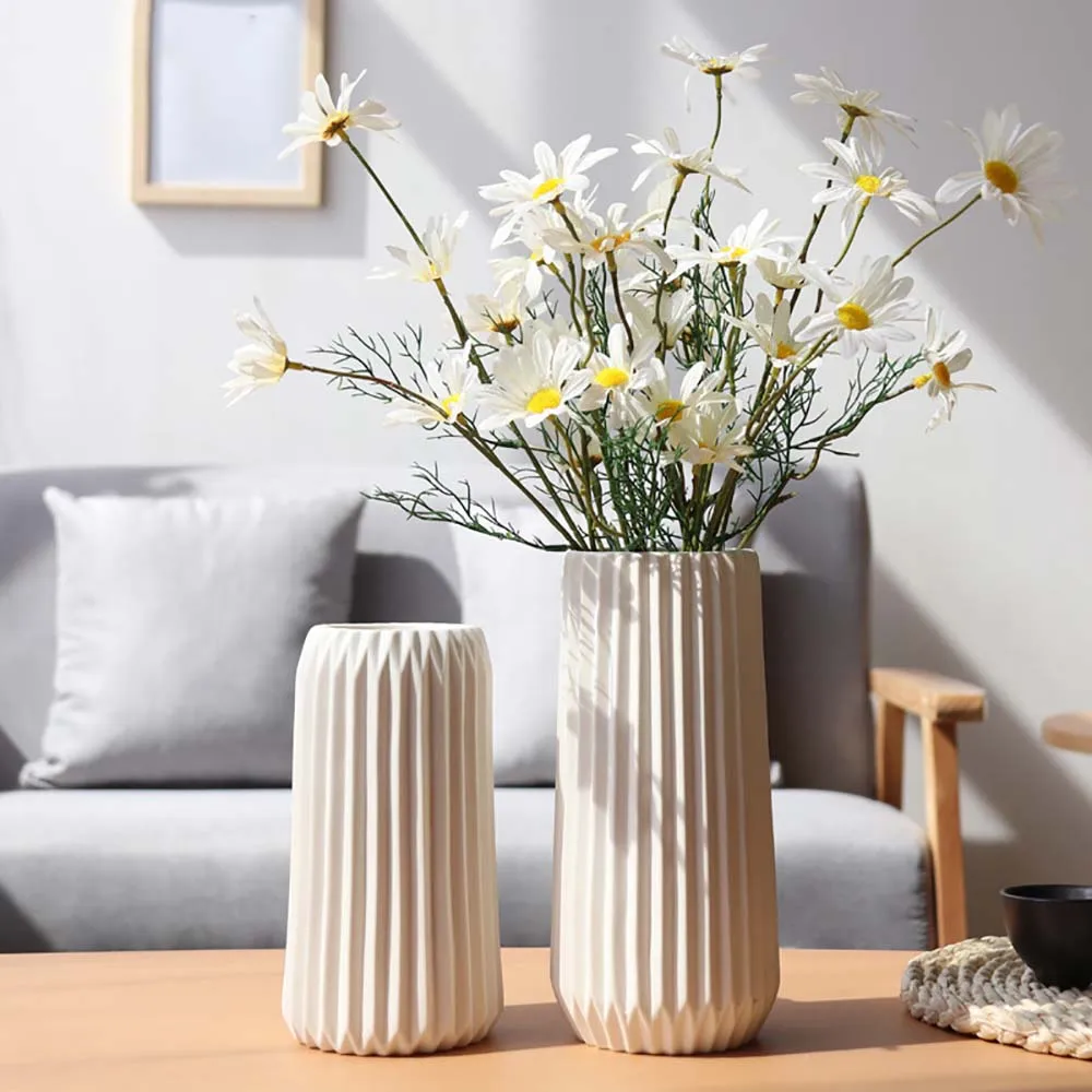 Home Decorations Creative Ceramic Origami Vase Simple Stripes Polished Living Room Bedroom Home Decoration Holiday Gifts
Home Decorations Creative Ceramic Origami Vase Simple Stripes Polished Living Room Bedroom Home Decoration Holiday Gifts