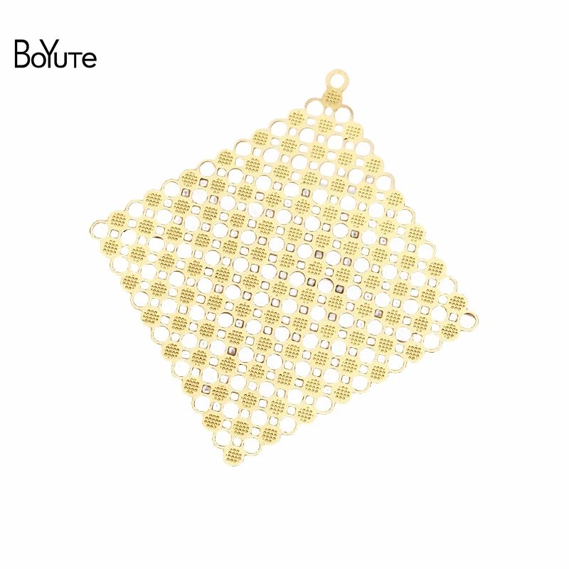 BoYuTe (50 Pieces/Lot) 26MM Filigree Square Charms Pendant Diy Brass Material for Jewelry Making
BoYuTe (50 Pieces/Lot) 26MM Filigree Square Charms Pendant Diy Brass Material for Jewelry Making