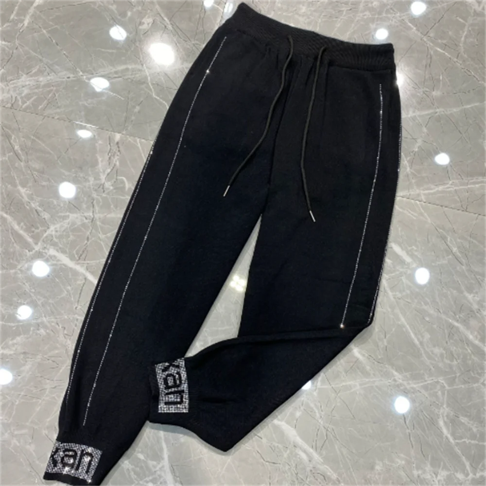 High Waisted bead Knitted Harem Pants Women Vintage Fashion Trousers Casual Loose Straight Ladies Pants 
High Waisted bead Knitted Harem Pants Women Vintage Fashion Trousers Casual Loose Straight Ladies Pants