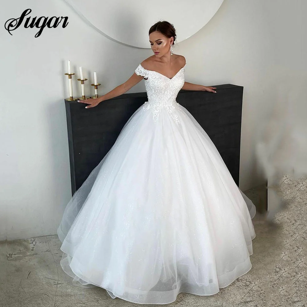 Gilitter Tulle Lace Appliques V Neck Wedding Dress Off The Shoulder A Line Lace Up Back Bride Dress Robe De Mariee Customize
Gilitter Tulle Lace Appliques V Neck Wedding Dress Off The Shoulder A Line Lace Up Back Bride Dress Robe De Mariee Customize