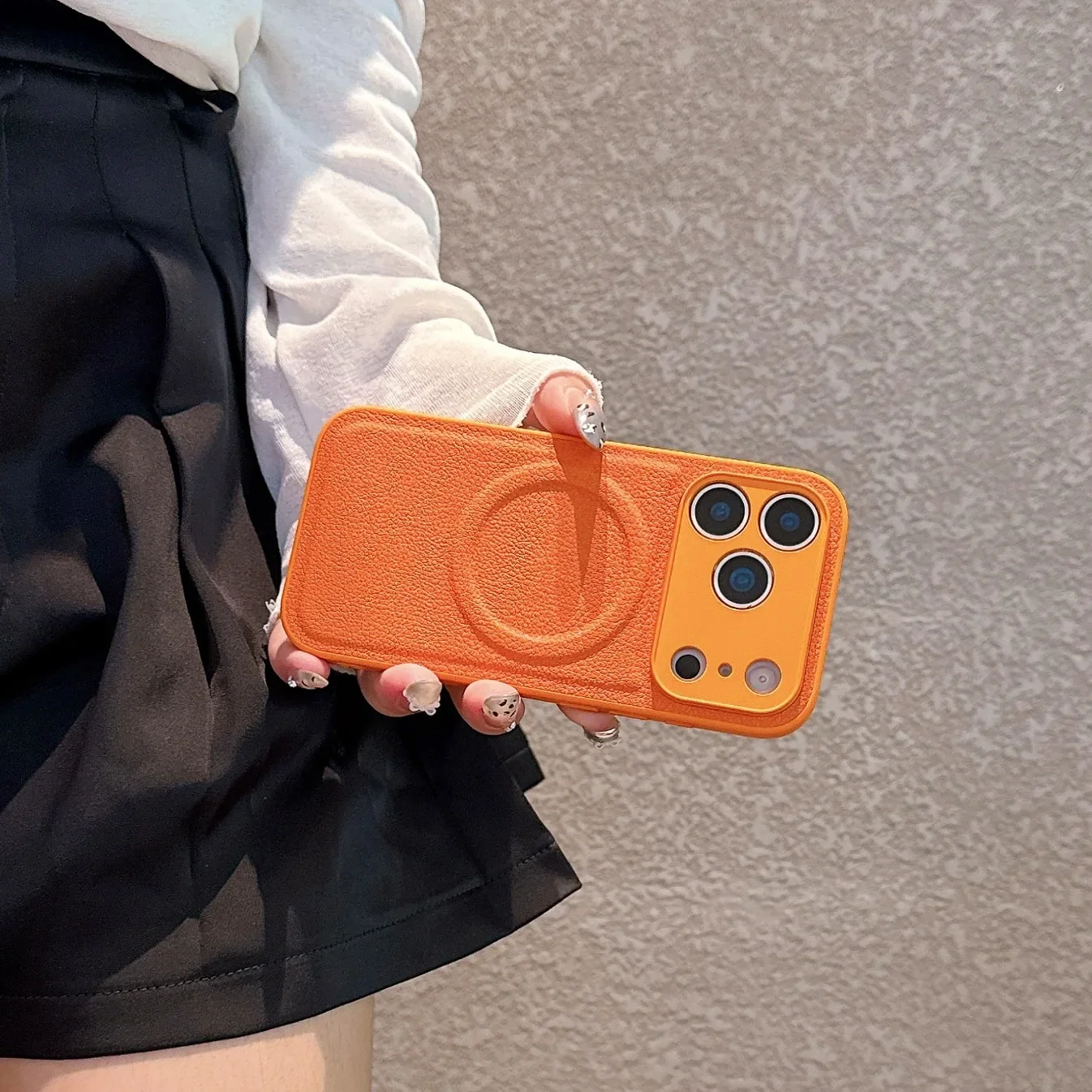 For IPhone Air 17 Pro Max 16 15 Plus luxury For Magsafe Magnetic Soft Silicone Case Wireless Charging Leather Shockproof Bumper
For IPhone Air 17 Pro Max 16 15 Plus luxury For Magsafe Magnetic Soft Silicone Case Wireless Charging Leather Shockproof Bumper