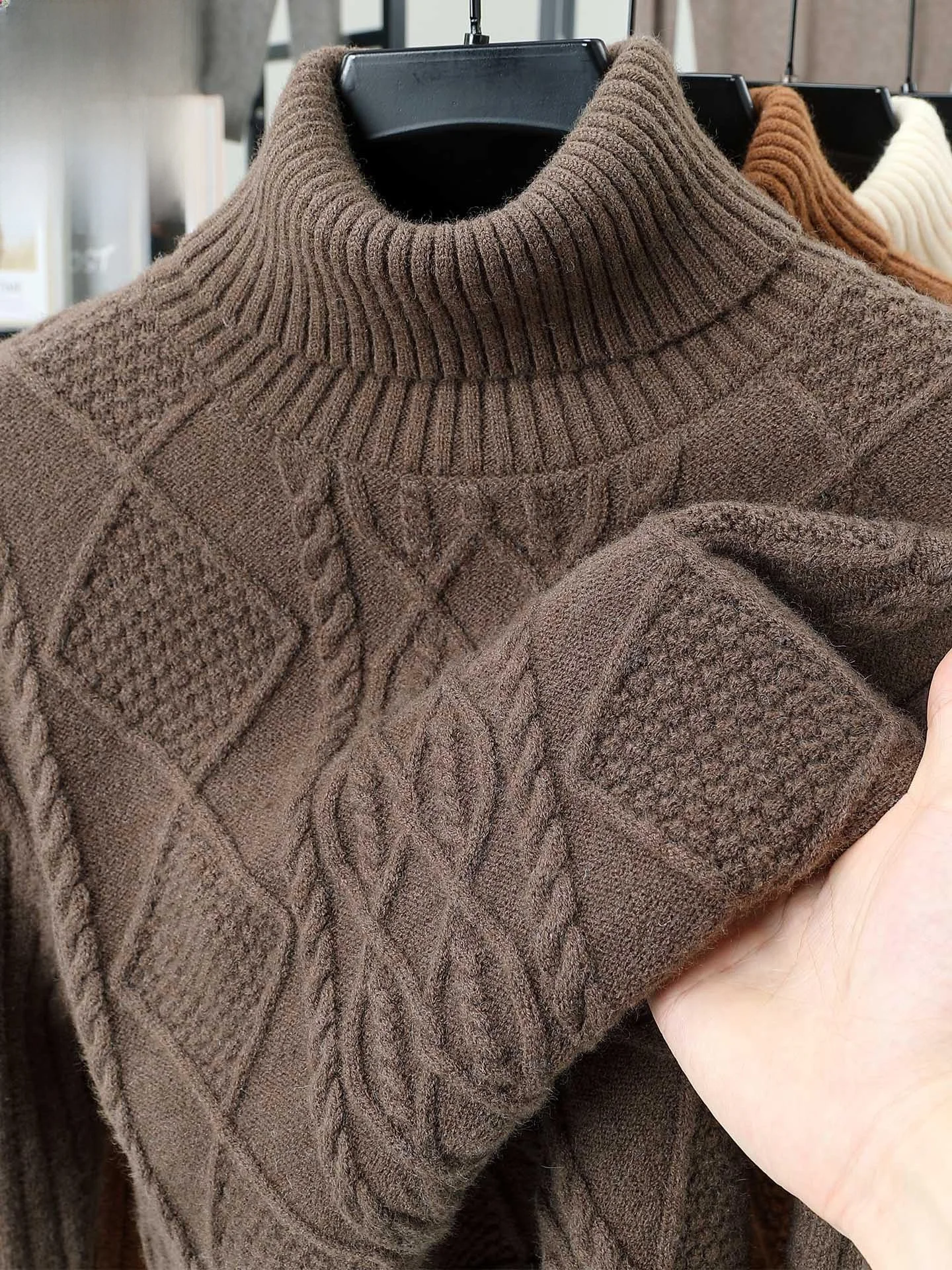 Thiened High Collar Men's Knitted Wool Sweater Casual Sle Inner Wear Comfortable Soft Wool Long Sve TUCANO Brand
Thiened High Collar Men's Knitted Wool Sweater Casual Sle Inner Wear Comfortable Soft Wool Long Sve TUCANO Brand