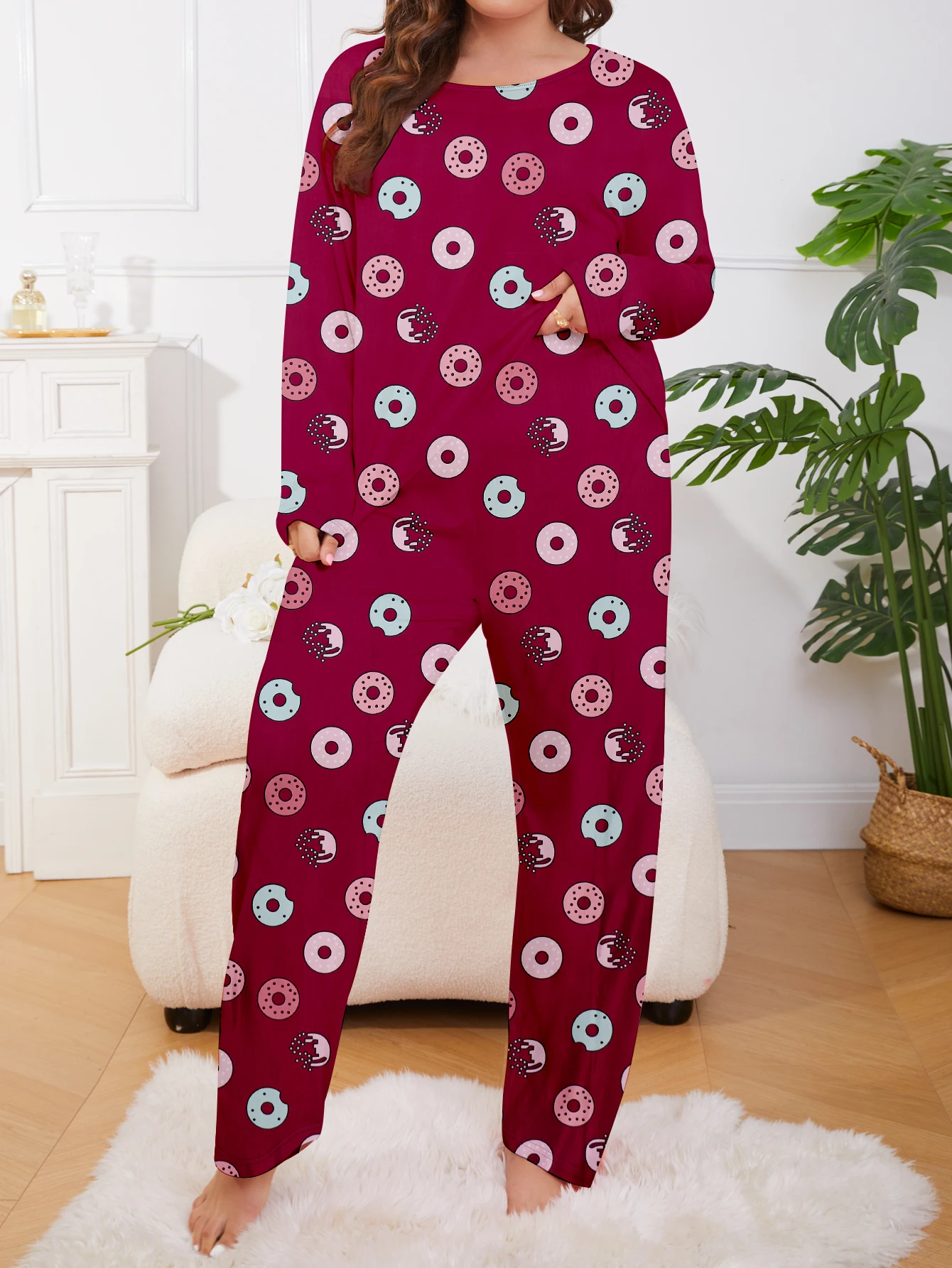 Large Women's Home Furnishing Set Spring and Autumn Warm Long sleeved Top&Pants Pajamas 2-piece Set
Large Women's Home Furnishing Set Spring and Autumn Warm Long sleeved Top&Pants Pajamas 2-piece Set