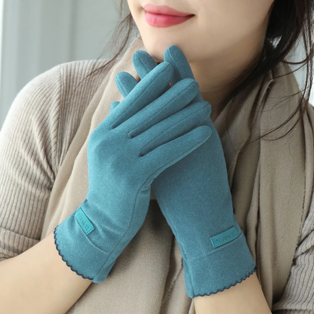 Vintage Thickened Women Suede Velvet Gloves Solid Color Full Finger Touch Screen Gloves Plush Windproof Winter Mittens Driving
Vintage Thickened Women Suede Velvet Gloves Solid Color Full Finger Touch Screen Gloves Plush Windproof Winter Mittens Driving