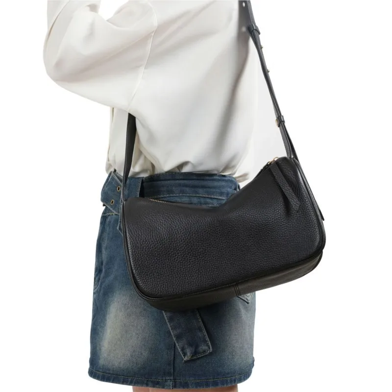 Женская сумка через плечо из натуральной кожи с регулируемым плечевым ремнем, верхний слой из воловьей кожи, сумка-подушка на одно плечо
Женская сумка через плечо из натуральной кожи с регулируемым плечевым ремнем, верхний слой из воловьей кожи, сумка-подушка на одно плечо