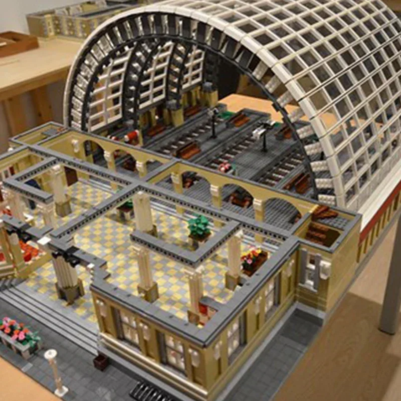 Christmas Toys DIY Sets Street View Model Moc Building Bricks Large Railway Station Technology Modular Blocks Gifts
Christmas Toys DIY Sets Street View Model Moc Building Bricks Large Railway Station Technology Modular Blocks Gifts
